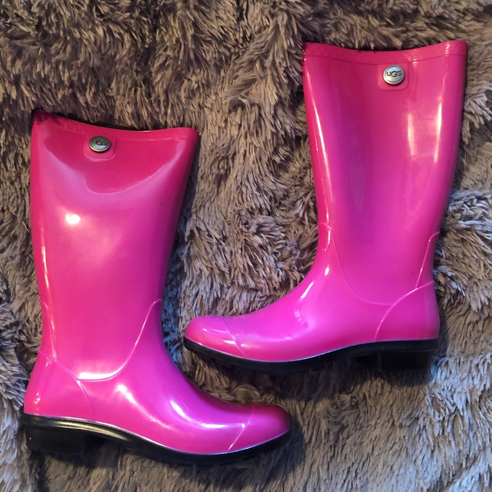 Uggs tall rainboots